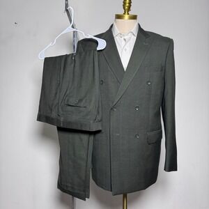 LINEAGE Men New York Paris 42L 36W Dark Gray Plaid Double Breasted Suit